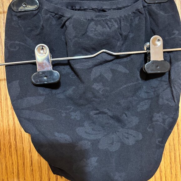 Vintage Barely There hi-cut brief NWOT Sz. 5 Black Pop Flower pattern - Picture 5 of 6